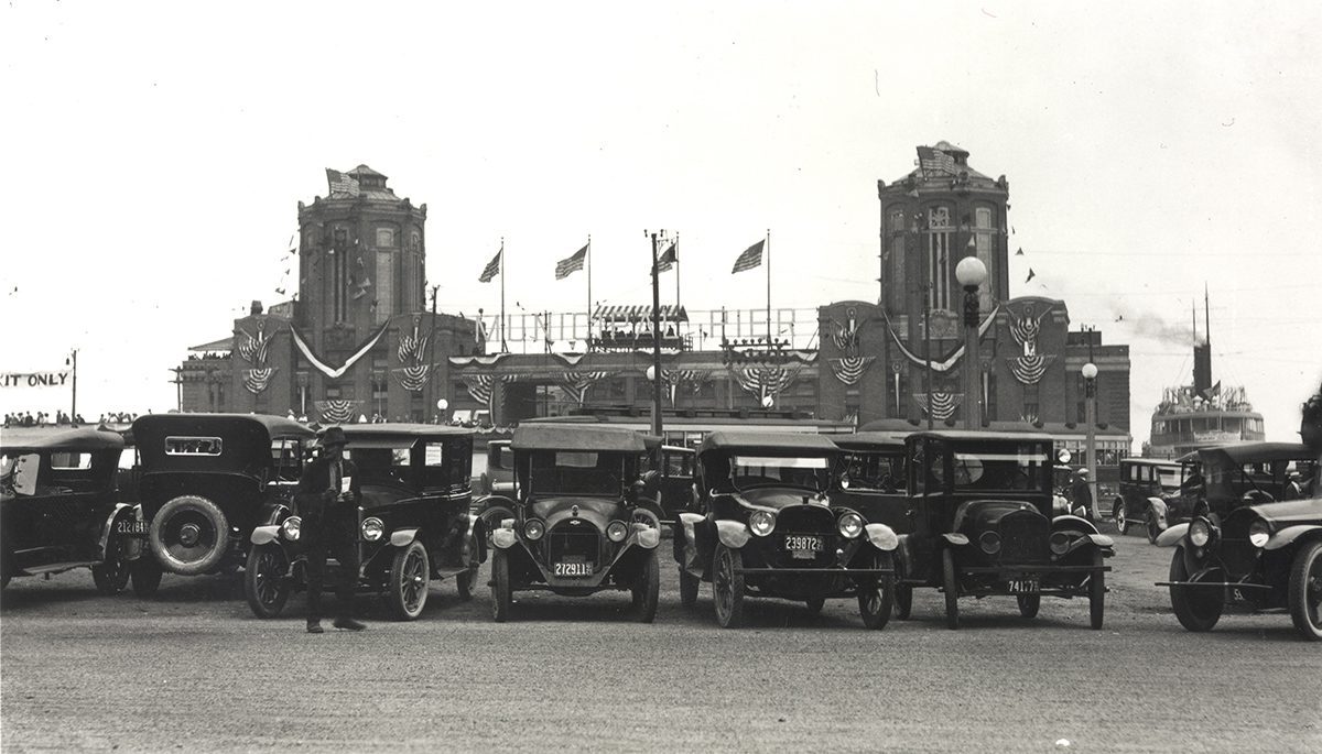 navy pier through the years 8